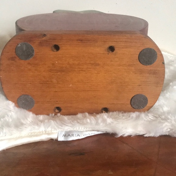 Rare Vintage Wooden Apple Napkin Holder - Picture 6 of 6